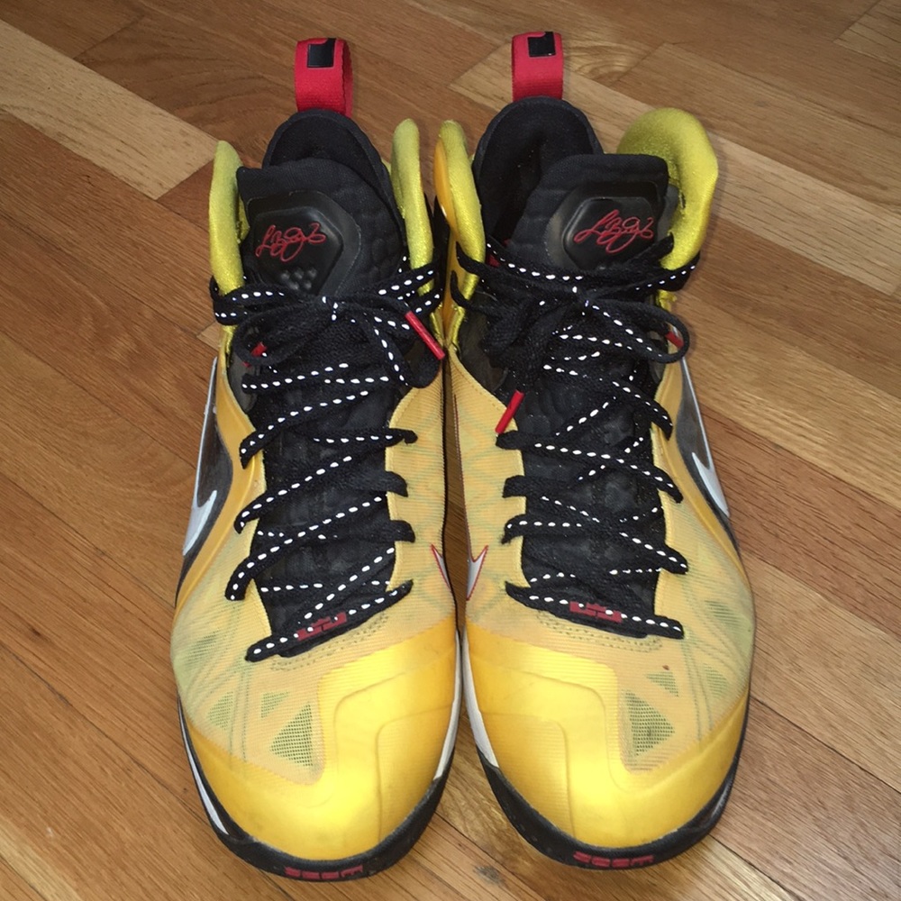 LeBron 9 elite taxi 11.5 basketball shoes